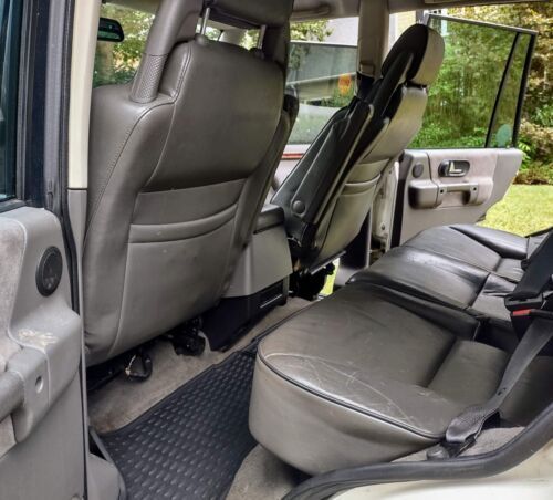 2001 Land Rover Discovery - Disco 2 - Modified - Runs Incredible - NO check engine lights! - Used - VIN SALTY12401A706093 - 184,400 Miles - 8 cyl - 4WD - Automatic - SUV - White - Wake Forest, NC 27587, United States