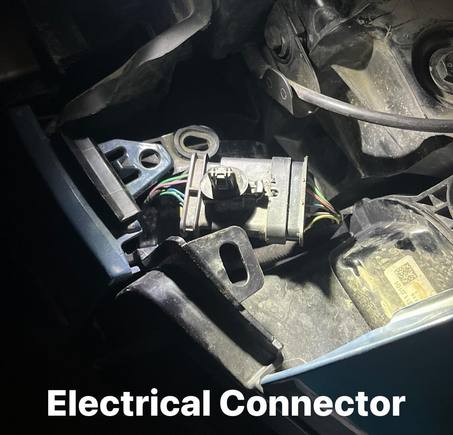 This connector for the front radar is fiddly.