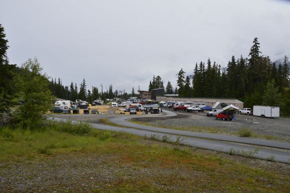 Quiet parking area - I am just off camera to the right 