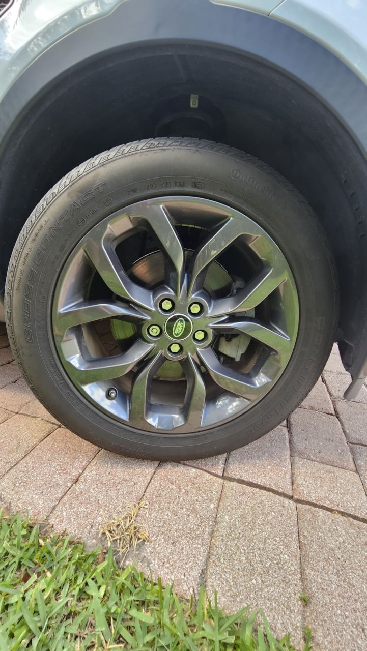 2019 Land Rover Discovery Sport - Land Rover Discovery Sport HSE 49000 miles - Used - VIN SALCR2FX9KH807004 - 49,100 Miles - 2 cyl - 4WD - Automatic - SUV - White - Royal Palm Beach, FL 33411, United States