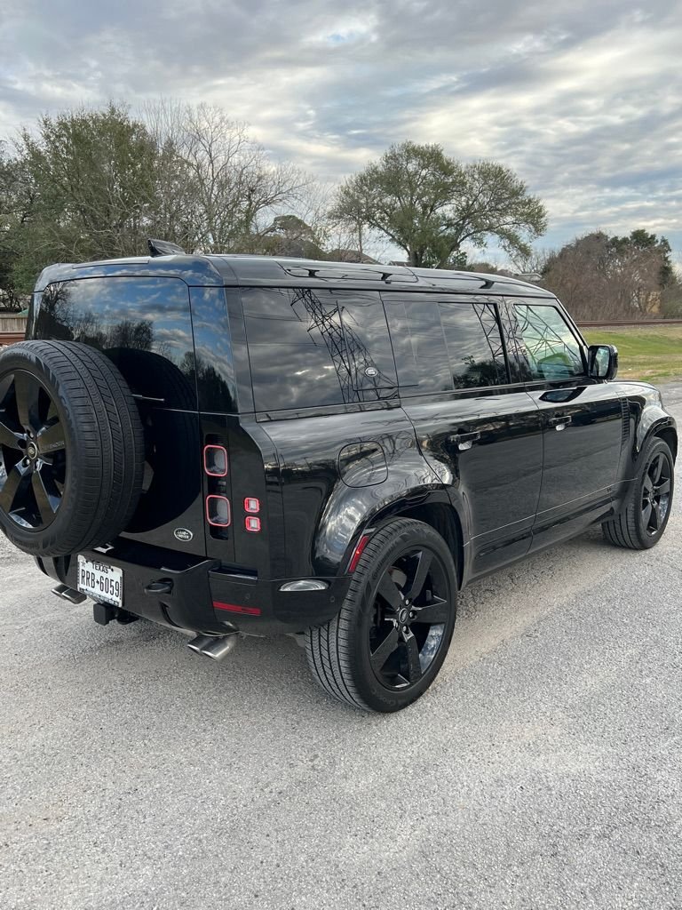 2022 Land Rover Defender - 2022 Land Rover Defender BOND Edition - Used - VIN SALEWERE2N2097531 - 2,250 Miles - 8 cyl - 4WD - Automatic - SUV - Black - Houston, TX 77005, United States