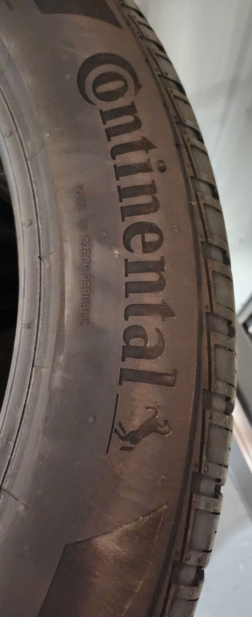 Wheels and Tires/Axles - Continental Cross Contact RX Tires  5- 275/45R22 112w - Used - 2000 to 2024 Land Rover Defender - Denver, CO 80125, United States