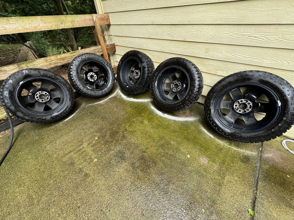 Wheels and Tires/Axles - Duratracs + wheels - Used - All Years Land Rover All Models - Woodstock, GA 30188, United States