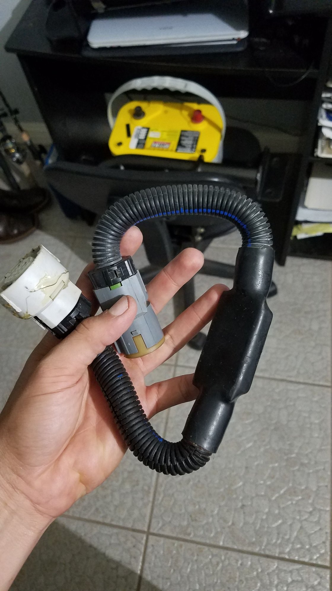  - Ftp 98 mm lid, high rise airbox, lokar dipstick, 4l80 crossmember /harness - San Juan, TX 78589, United States