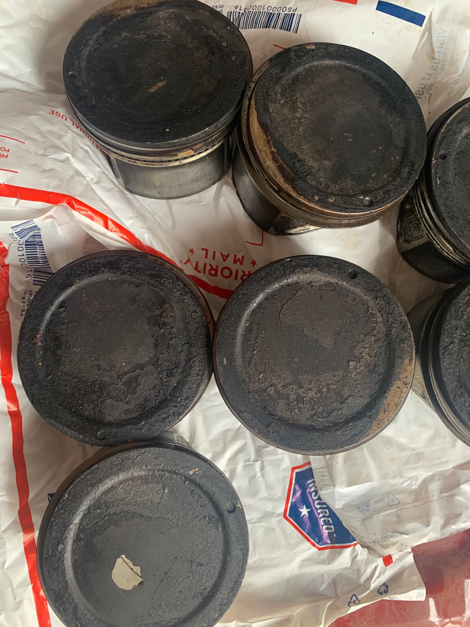 Miscellaneous - 7x LQ4 pistons - Used - 1999 to 2006 Chevrolet 1500 - Kingston, ON K7R3K6, Canada