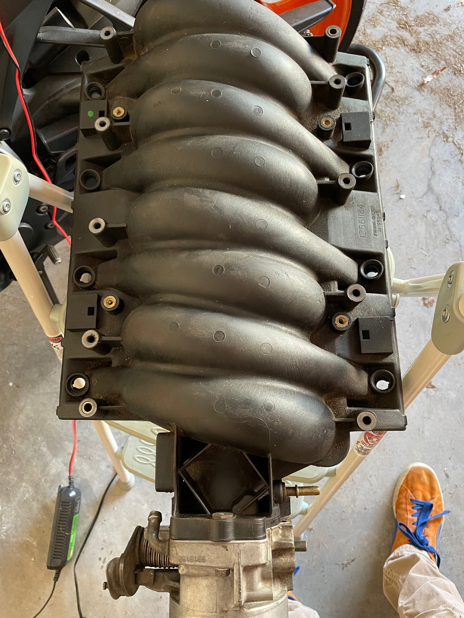 Engine - Intake/Fuel - LS6 intake w/ stock TB - Used - 1998 to 2002 Chevrolet Camaro - Reidville, SC 29375, United States