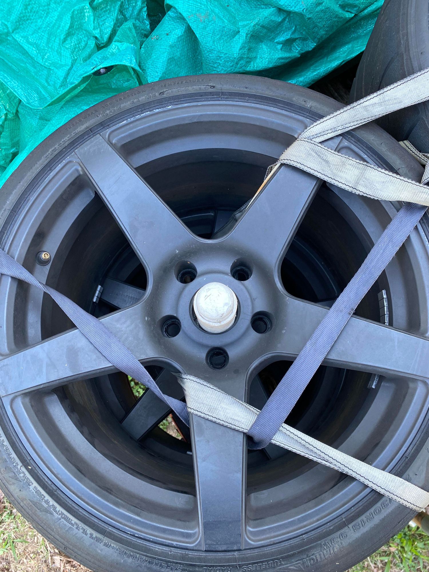  - Racecar part out New low prices Hoosier hubs/ koni coilover setup/18x11 wheels / more - Hendersonville, TN 37207, United States