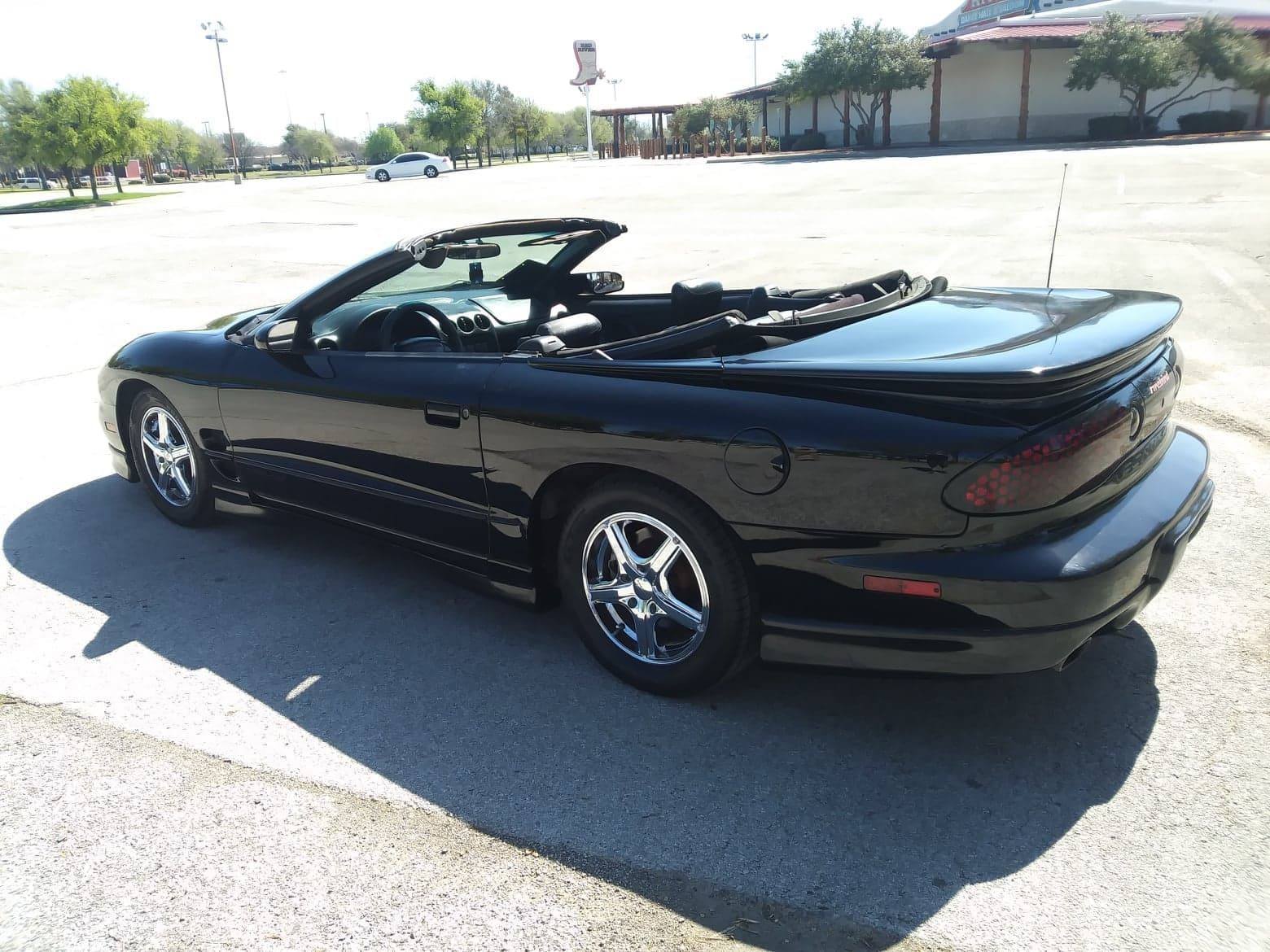 2002 Pontiac Firebird - 2002 Firebird Convertible - Used - VIN 2G2FS32K522105868 - 115,000 Miles - 6 cyl - 2WD - Automatic - Convertible - Black - Dallas, TX 75223, United States