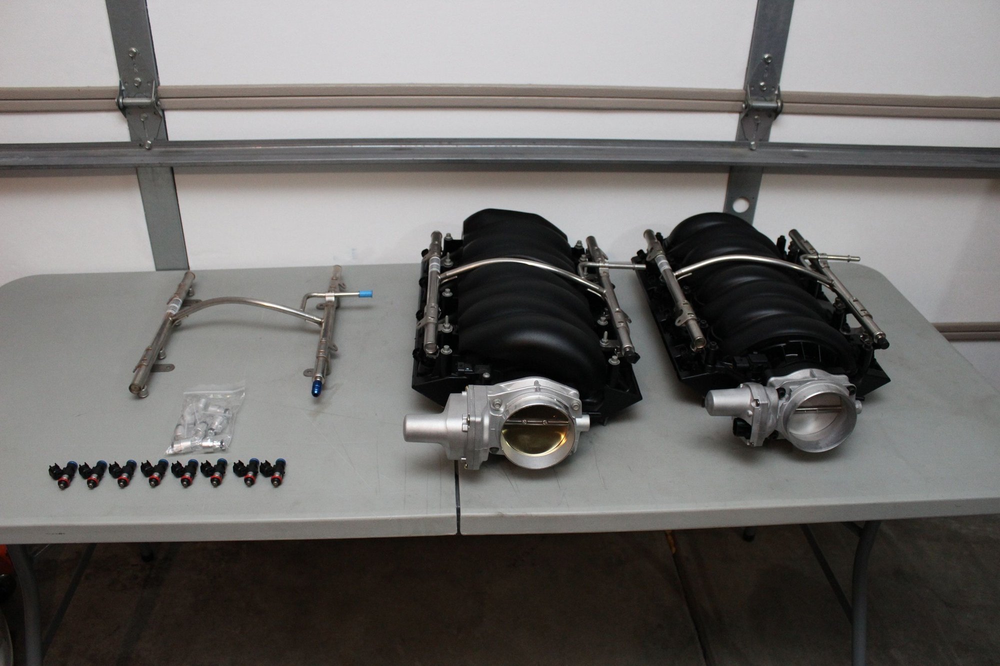 Complete LS2 Intake, LS2/LS3 Fuel Rails, LS3 Injectors LS1TECH