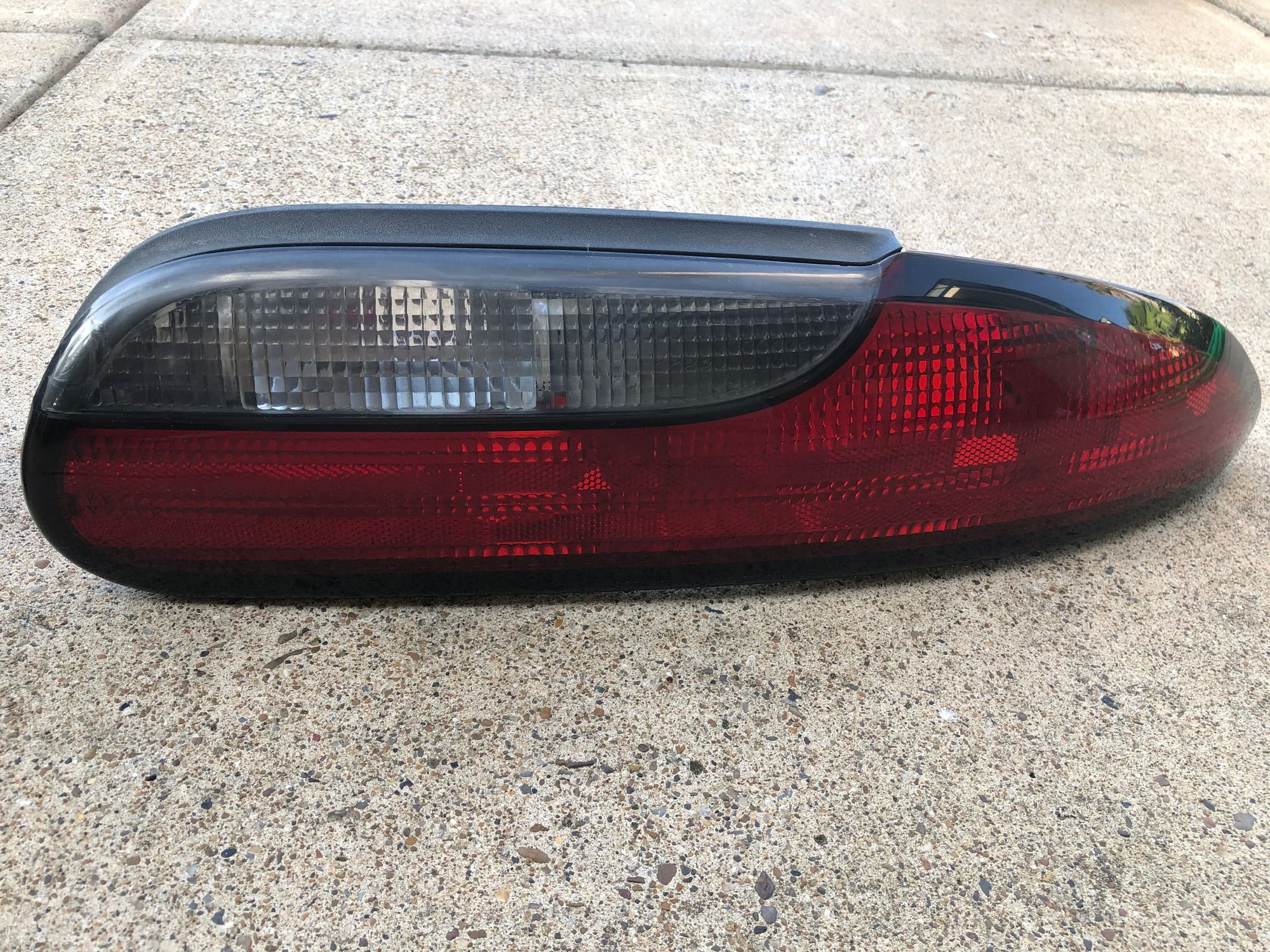  - LT1 93-97 Camaro Tail Lights - Harlingen, TX 78550, United States