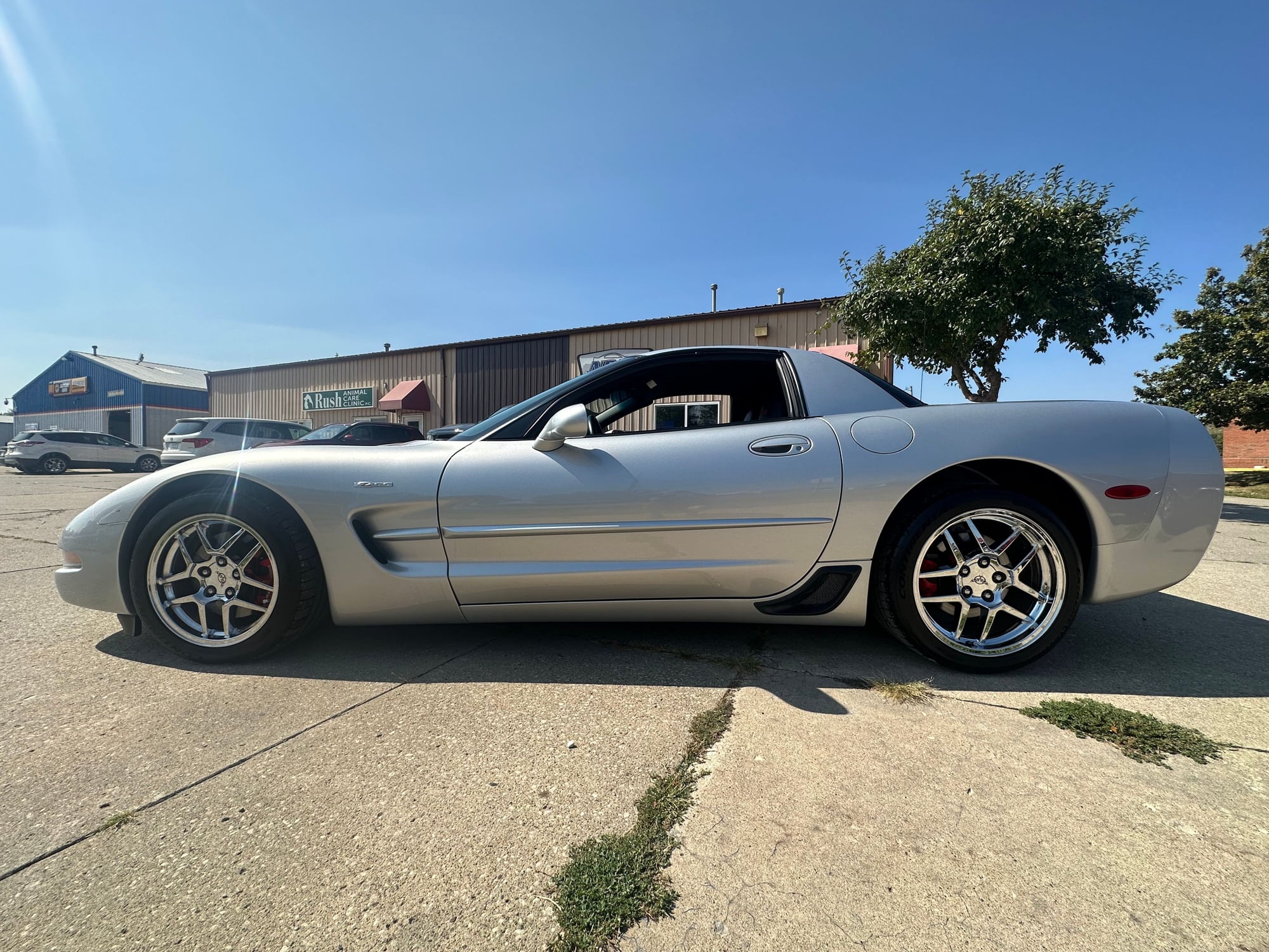 2001 Chevrolet Corvette - 2001 Corvette Z06 34k Miles - Used - VIN 1g1yy12s615128305 - 34,000 Miles - 8 cyl - 2WD - Manual - Coupe - Silver - Johnston, IA 50131, United States