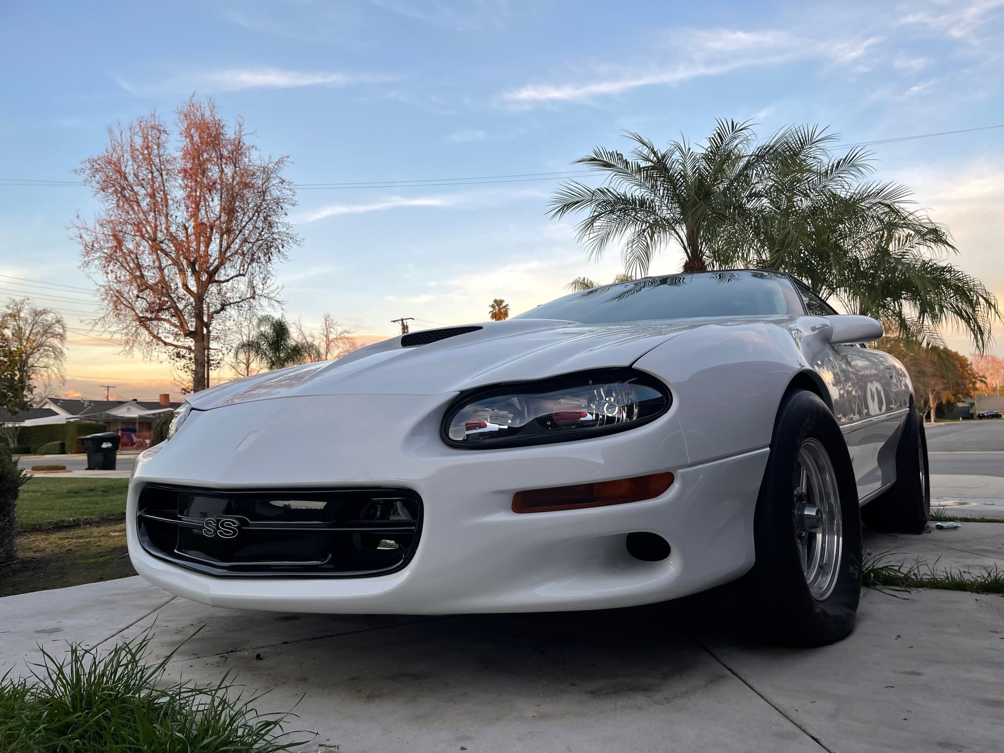 2001 Chevrolet Camaro - 2001 roller - Used - VIN 1838495947383033 - 50,000 Miles - 8 cyl - 2WD - Automatic - Coupe - White - Covina, CA 91722, United States