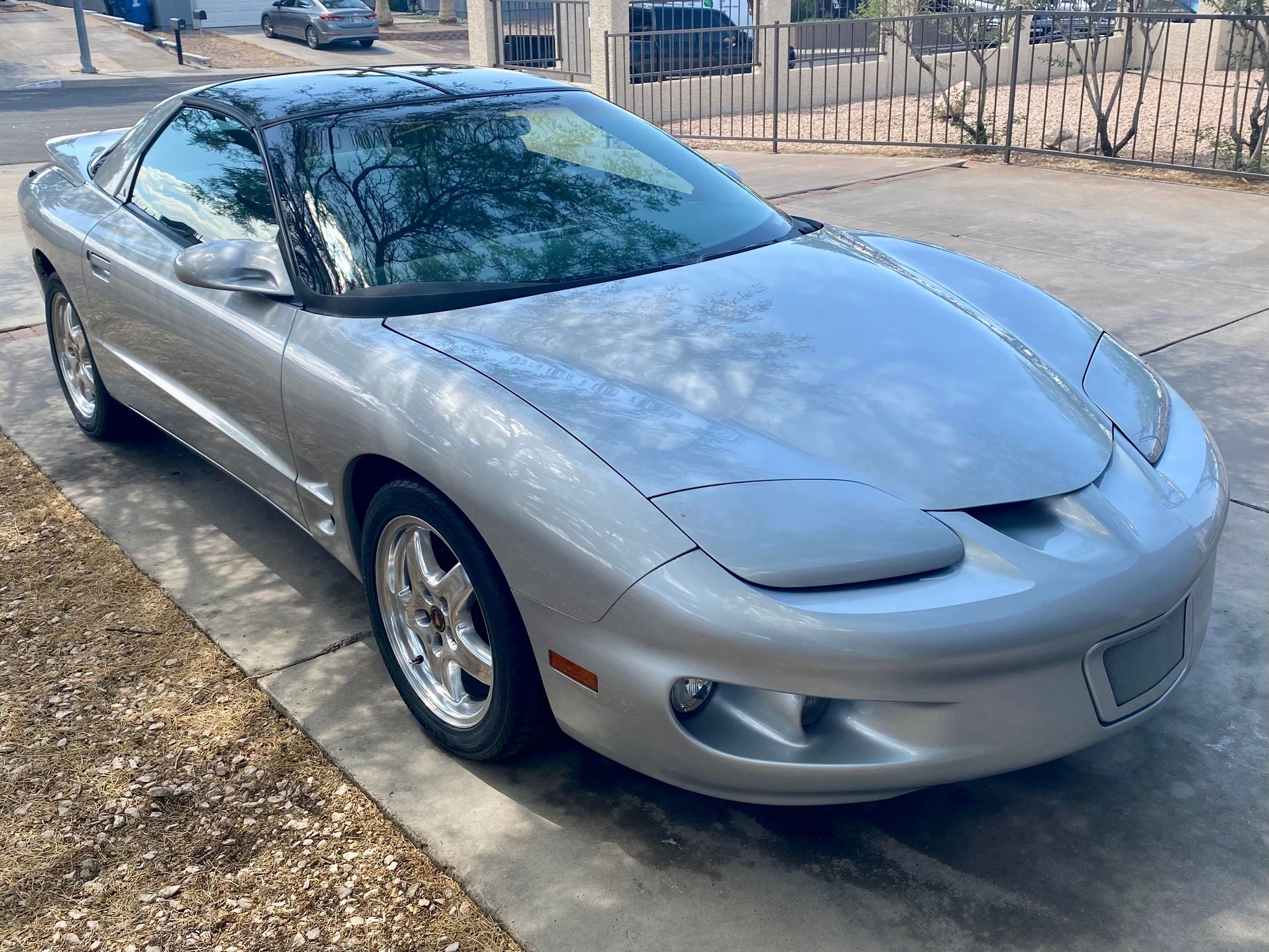 1998 Pontiac Firebird - 1998 Turbo Pontiac Firebird Formula - Used - VIN 123XXX456XXX7789X - 79,000 Miles - 8 cyl - 2WD - Automatic - Coupe - Silver - Las Vegas, NV 89015, United States