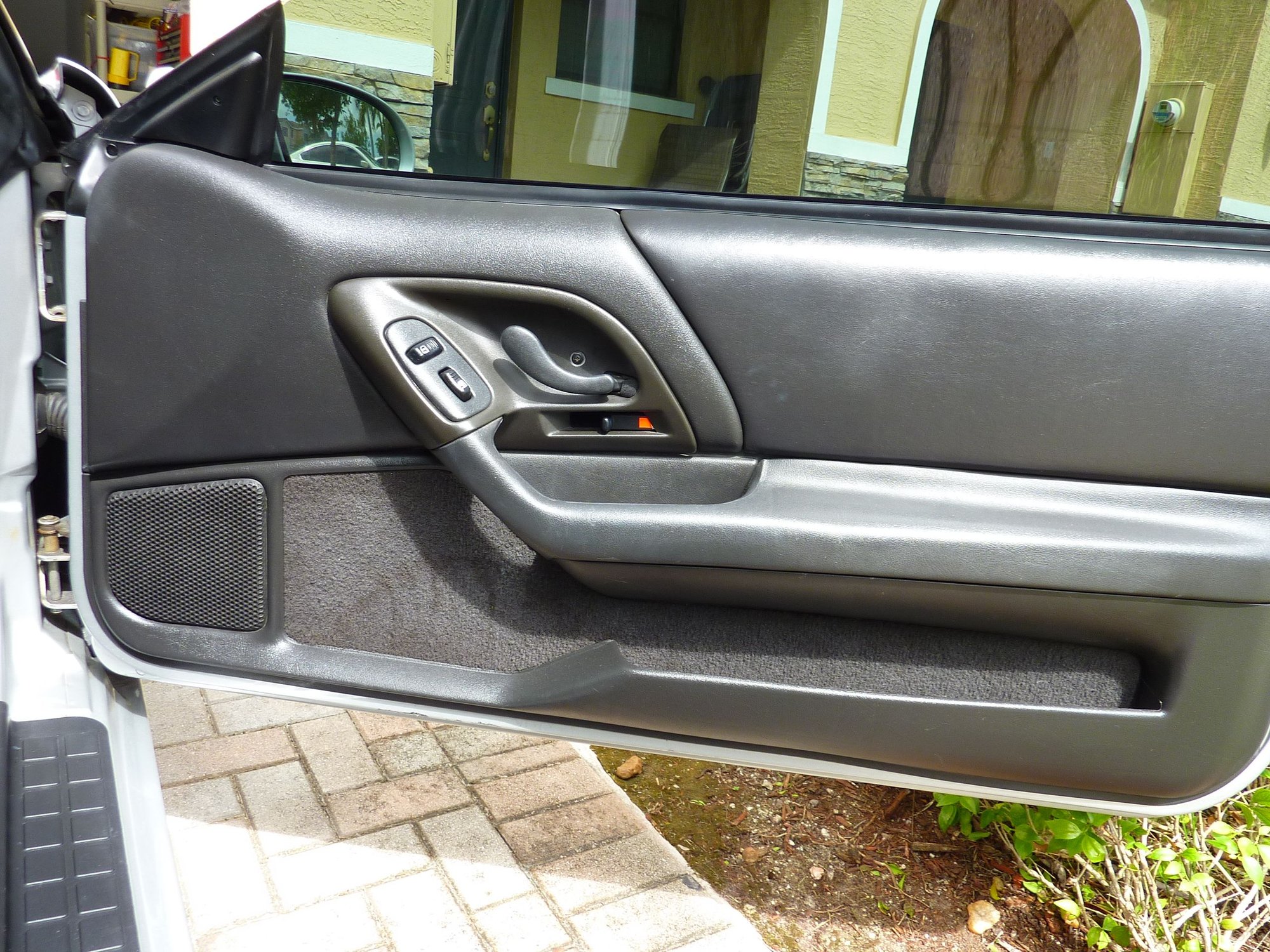 2000 Chevrolet Camaro - 2000 camaro SS SLP, LS1 engine, 6 spd Manual, Excellent Condition - Used - VIN 2G1FP22G4Y2130653 - 76,000 Miles - 8 cyl - 2WD - Manual - Hatchback - Silver - Miami, FL 33179, United States