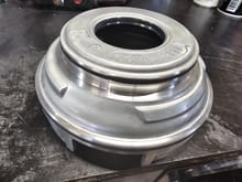 Rear LR piston with ne seals ready to install 