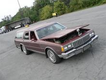 1984 Chevrolet Caprice Classic wagon (305 quadrajet auto)