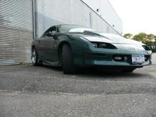 028
