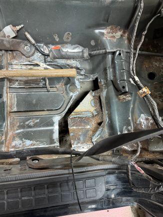 Driver floor initial cut