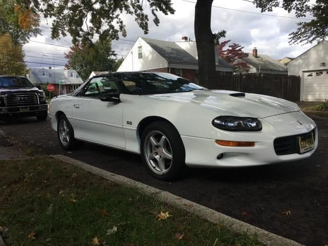 1999 Chevrolet Camaro - 1999 Camaro SS 6 speed t tops. - Used - VIN 2G1FP22G2X2131363 - 8 cyl - 2WD - Manual - Coupe - White - Rochelle Park, NJ 07662, United States
