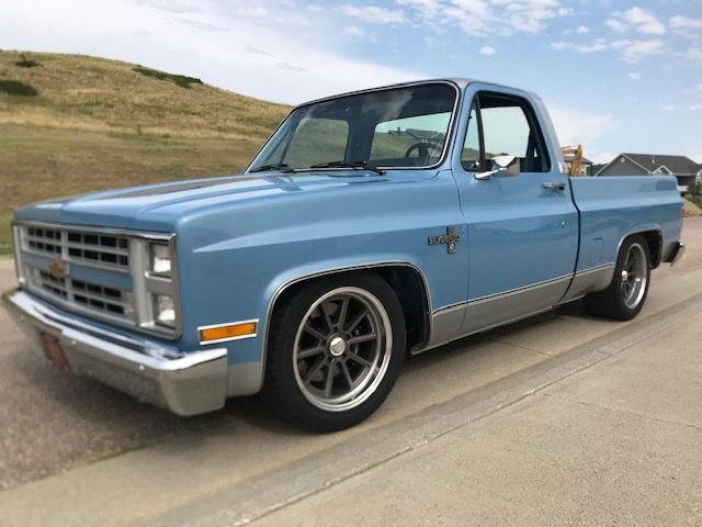 1986 Chevrolet C10 - 1986 Chevy C-10 Silverado - Used - VIN 1GCEC14H5GJ143386 - 1,000 Miles - 8 cyl - 2WD - Manual - Truck - Blue - Sturgis, SD 57785, United States
