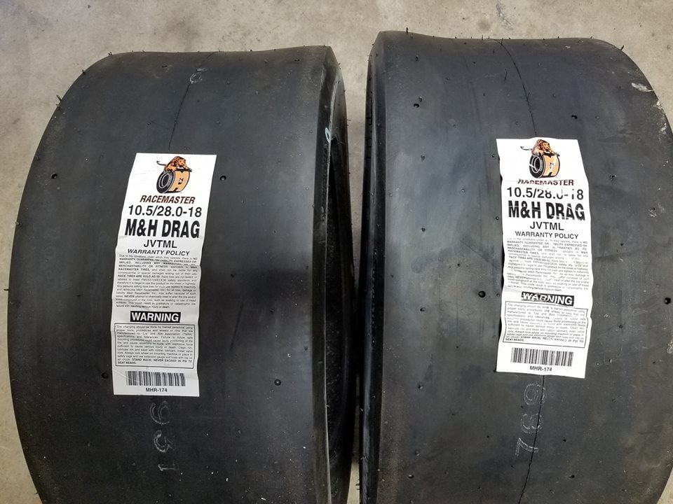  - A pair of brand new M&H Racemaster drag race slicks (MHR-174) 10.5/28-18 - New York Mills, NY 13417, United States