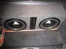 2 12&quot; JL Audio w0v2. Ported box. Boss ba-6000 amp.