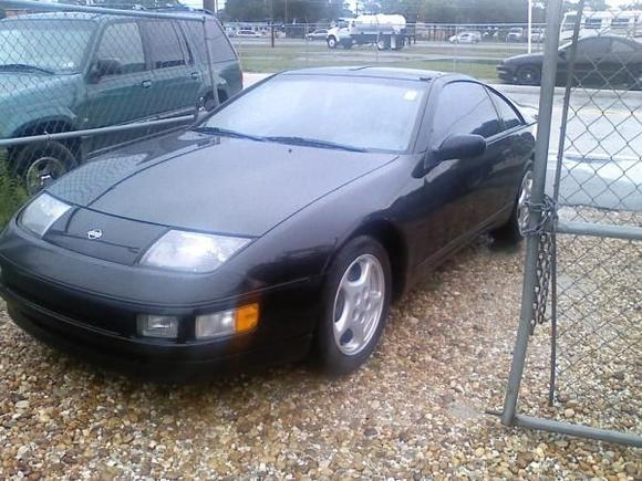 1995 Nissan 300zx 5spd base model,  STOCK!!!!! and minty!