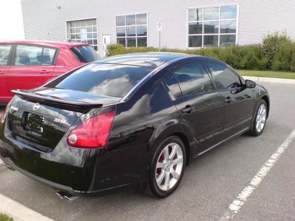 There it is again... who put that Versa there?