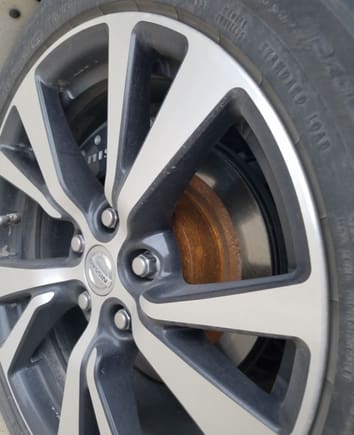 Brand new/Nissan Dealership installed rear rotors w/new brake pads - apparently made by Value Advantage