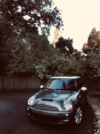 Pic before I installed the rally lights