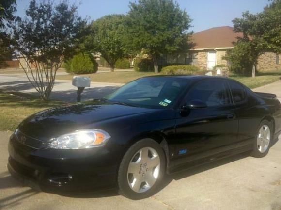 2007 Monte Carlo SS fully loaded with sunroof, Dvr power seat, heated leather seats,  pwr locks windows mirrors, remote start, K &amp; N CAI, resonator delete, SS electric blue liquidome overlays,