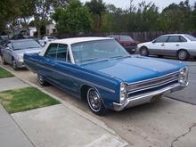 '68 Fury front pass

The day after I brought her home.