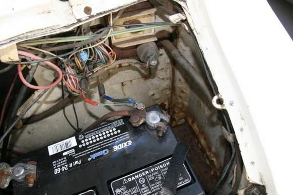 this is the most rust on this van, though there are a couple spots of surface rust I have to fix soon