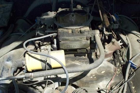 Hmm lawn mower engine with a Holley?