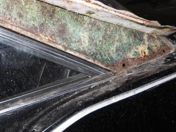 Pillar rust under vinyl 1967 Plymouth fury III