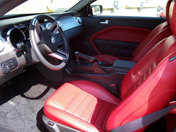 Mustang GT Interior
