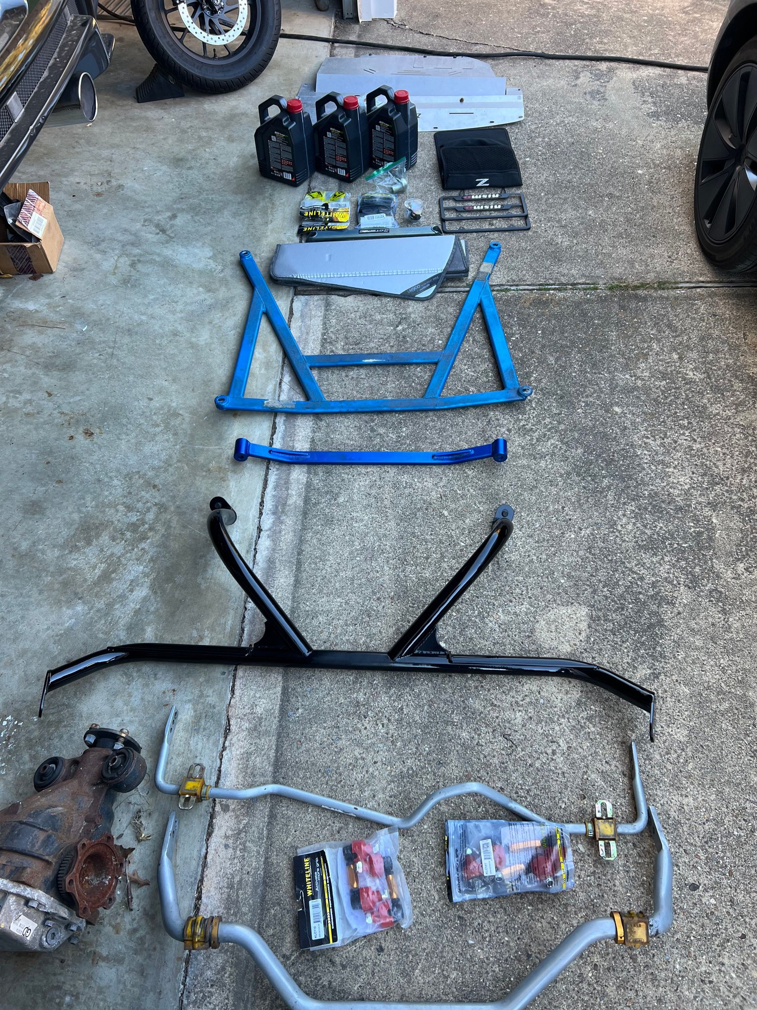 Miscellaneous - 08 350z reverting back to stock part sale - Used - All Years  All Models - Va Beach, VA 23464, United States