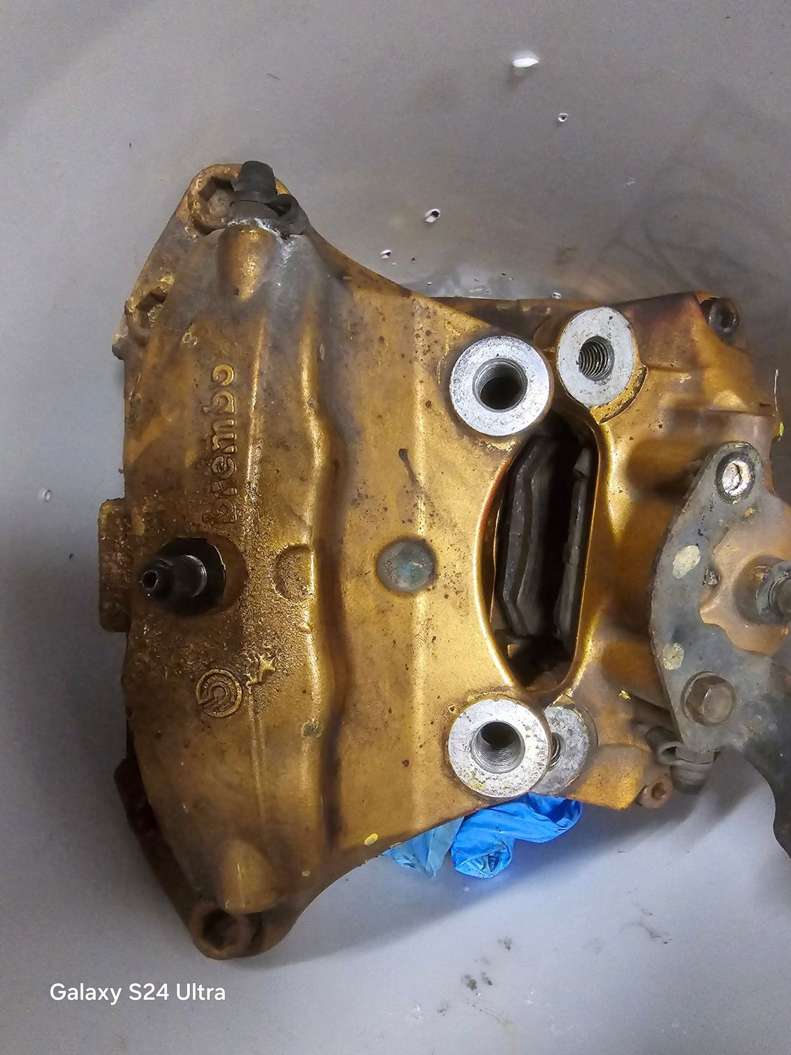 Anyone in NY area who wants a free brembo caliper set with hardware up for graves worked perfect for me until It came time to rebuilt seals and repaint them, have all 4, front twoz seals good all threads are good but can't open one bleeder screw, the rear 2, seals are good,  brake line bracket mount threads for OEM lines also need to be rethreaded or just use stainless steel lines. My loss is your gain.