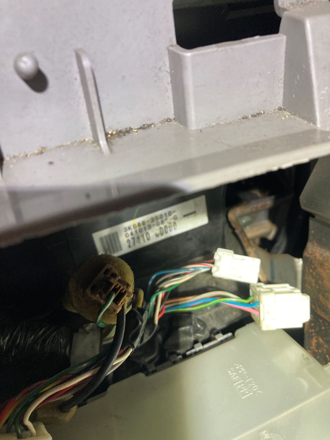 Here's one where the color of the wires is more visible.  The one on the bottom is the one from the bottom in the picture with my hand.