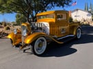 1932 Ford Custom "Gold Rush" SHOW STOPPER