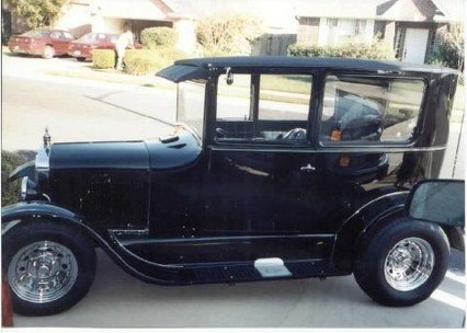 1926 Ford Sedan, Street Rod