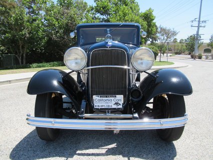 1932 FORD MODEL B 5 WINDOW COUPE