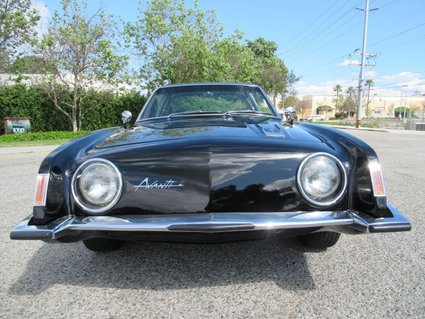 1963 Studebaker Avanti R2 Supercharged