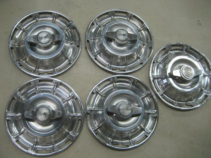 1959-1962 Corvette spinner wheel covers