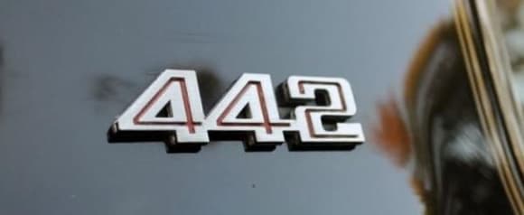 442 emblem