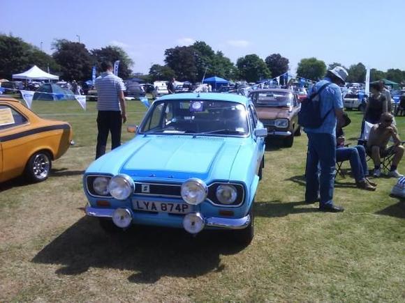 rs2000