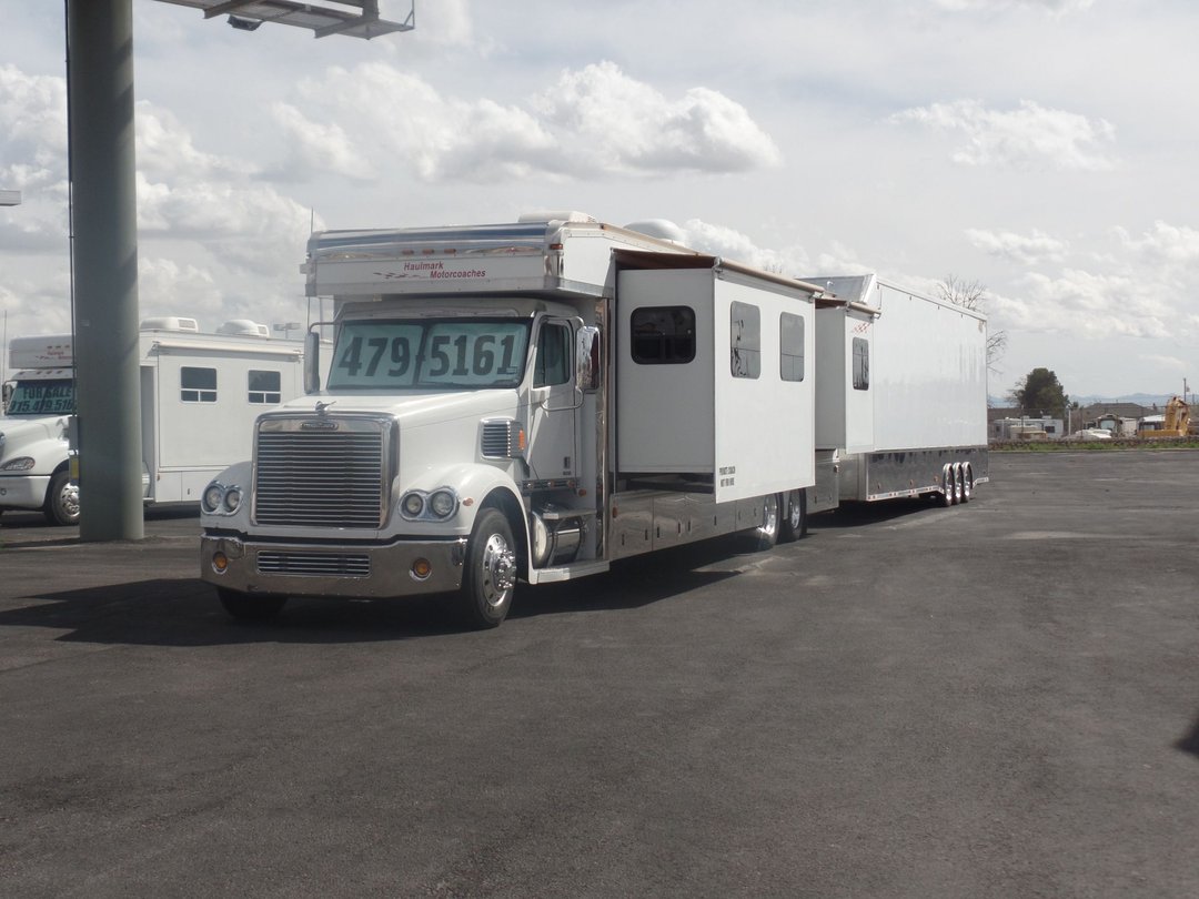 2007 Haulmark Motorhome and 5150 Stacker Trailer for Sale in El Paso