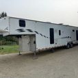 40’ 5th wheel Car Hauler w/RV Living Quarters  for sale $19,500 