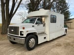 2004 Showtime C7500 Toter