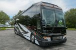 2022 Prevost Marathon H3-45 • Double Slide • Mid-Bath 